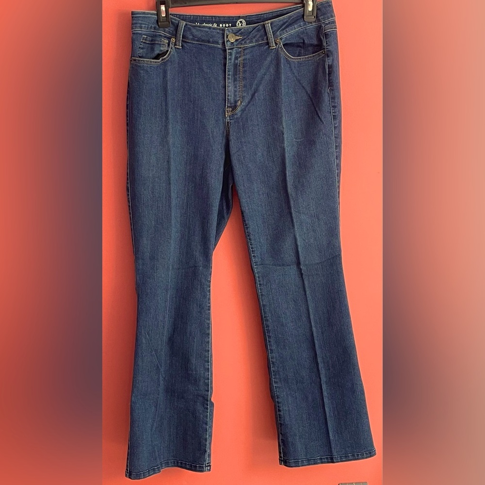 Women's Blue Jeans W62 Westport Size 14W
